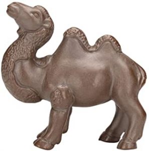 Camello de cerámica